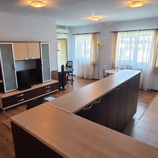 Apartment for rent in Cluj-Napoca, near the University of Medicine and Pharmacy, Observatorului street 136-138, with living-room, 1 bedroom, bathroom - Fotografie 1