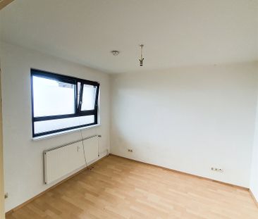 3-Zimmer-Wohnung mit Balkon im 6. OG – zentral und mit Aufzug zu ve... - Photo 4
