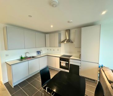 151 Boundary Lane, SALFORD - Photo 3