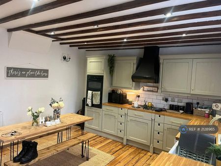 2 bedroom detached house to rent - Photo 5