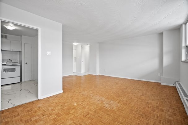For Lease - 100 Rowena Drive Unit# 303, Toronto, Ontario - Photo 1
