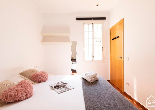 Cozy apartment right by the Barceloneta beach