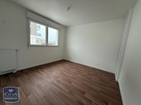 Location Appartement 2 pièces 42m² MONDEVILLE 14120 - Photo 3