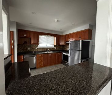For Lease - 49 Doncaster Drive Unit# Upper, Brampton, Ontario - Photo 1