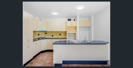 Spacious & Affordable Apartment in Woodridge - Photo 5