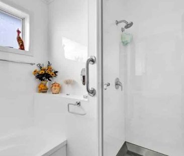 Low Maintenance Brick Home - Photo 5