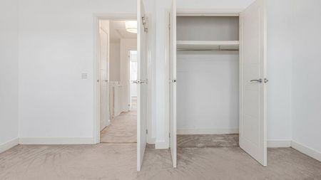 2 bedroom terraced house to rent - Photo 4