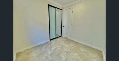 Brand-New & Tastefully Constructed Flat - Photo 3