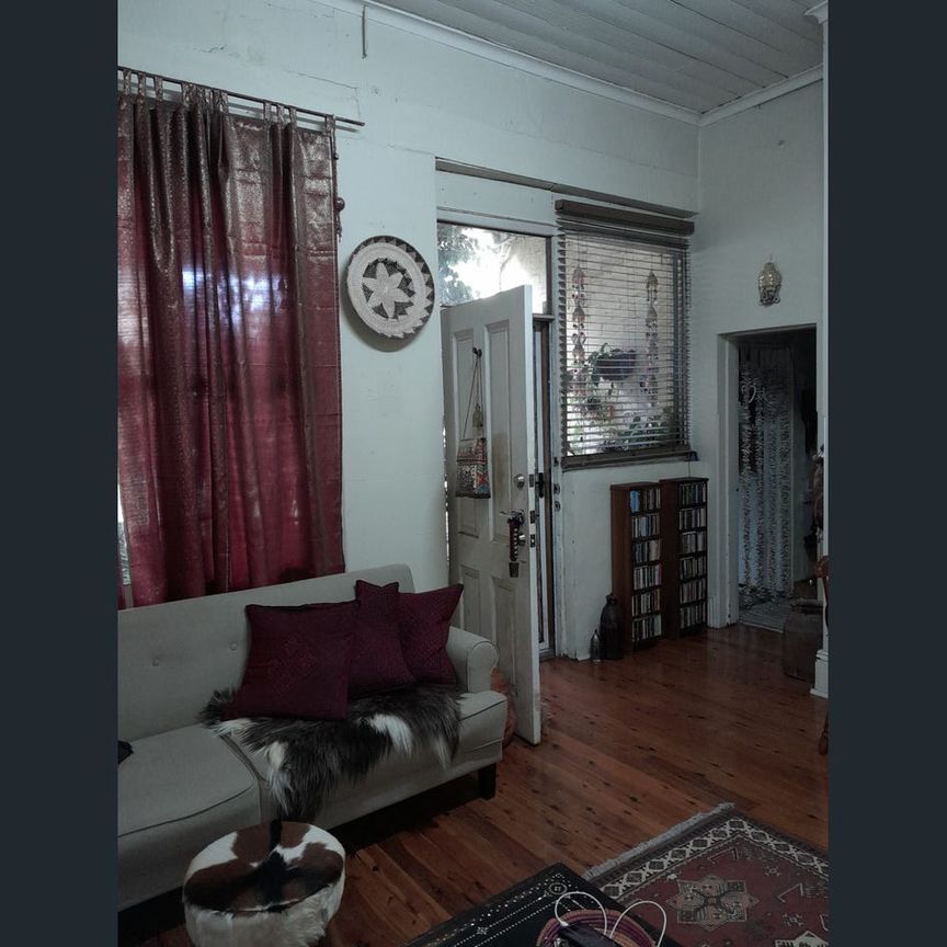 DELIGHTFUL & TRANQUIL 1 BEDROOM UNIT - Photo 1