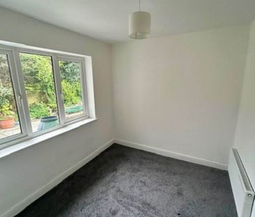 Dudlows Green Road, Warrington - Photo 5