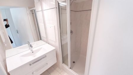 location Appartement T4 DE 87.41m² À SCEAUX - Photo 3