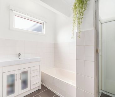 Modern Family Home in a Convenient Location - Photo 2