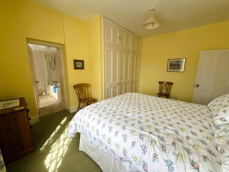 3 bedroom detached house to rent - Photo 5