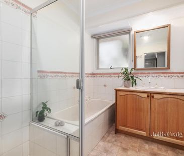 39 Folkestone Road, Glen Waverley - Photo 5
