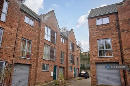 1 bedroom in a house share to rent - Photo 3