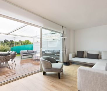 Excellent 4-bedroom house with 108 m² garden for rent in Gavà Maritimo - Photo 1