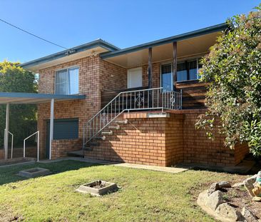 SOUTH TAMWORTH - Renovated 3 Bedroom Home - Photo 1