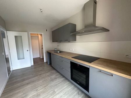 Appartement - 4 pièces - La Motte-Servolex - Photo 2