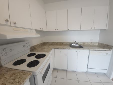 2300 Rue Saint Mathieu, #1608 - Photo 5