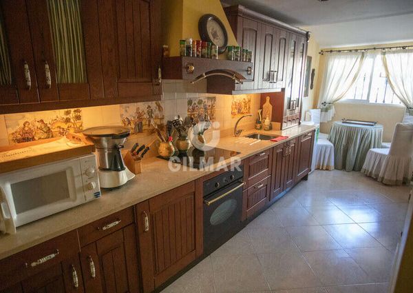 Chalet Adosado en alquiler en Casares – Málaga | Gilmar Consulting