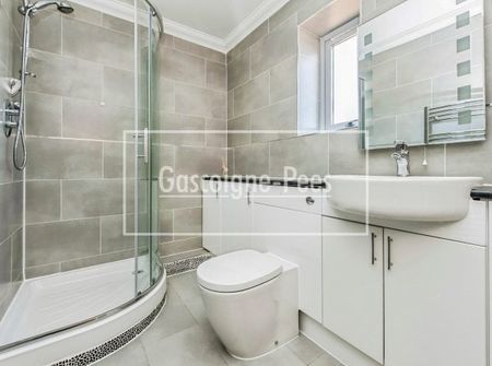 Epsom Road, Guildford - Photo 2