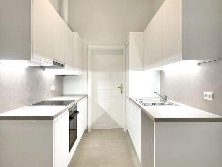 Wunderschön sanierte Altbauwohnung am Getreidemarkt | 1-Zimmer + Kabinett | getrennte Küche - Foto 2