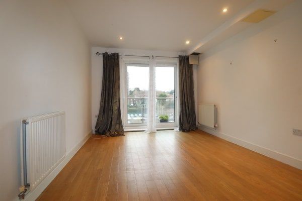 Brunel House - St James Road, Property for rent - Photo 1