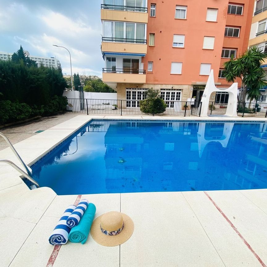 Alquiler de piso en Calle Boscán - Photo 1