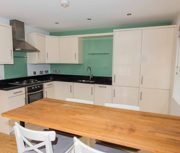 Apt 2, 22 Upper Lisburn Road, Belfast, BT10 0AA - Photo 6