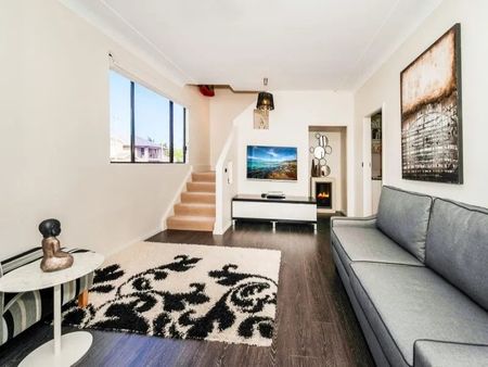 Grand Residence In Quiet Location - Photo 5