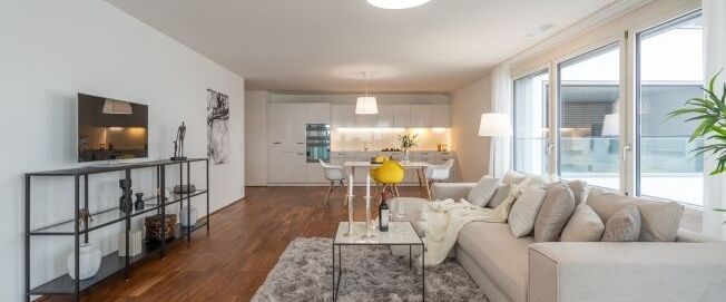 Residential happiness at first glance - Photo 1