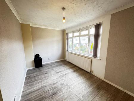 3 bedroom end of terrace house to rent - Photo 5