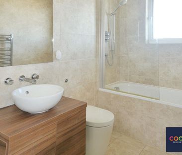 2 bedroom property to rent - Photo 3