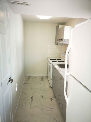 For Lease - 85 Copeman Crescent Unit# Lower, Barrie, Ontario - Photo 4