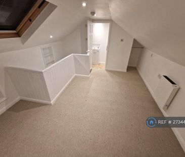 Studio to rent - Photo 2