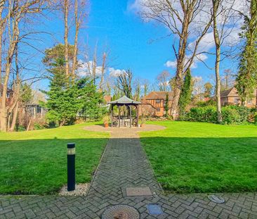 Nightingale Court, Hertford - Photo 1