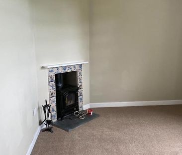 4 bedroom semi-detached house to rent - Photo 1