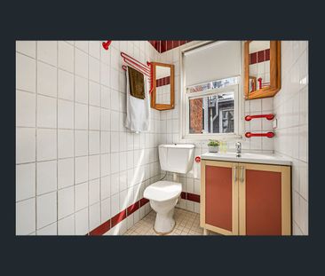 Beyond the Picket Fence - Photo 6