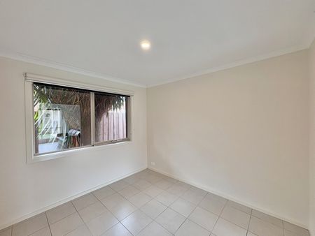 Charming Family Home in a Peaceful Marshall Location - Photo 3