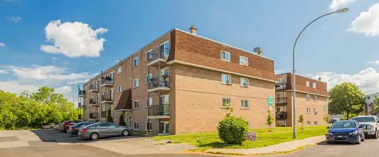 525 Rue de Bruges | 525 Rue de Bruges, Longueuil - Photo 1