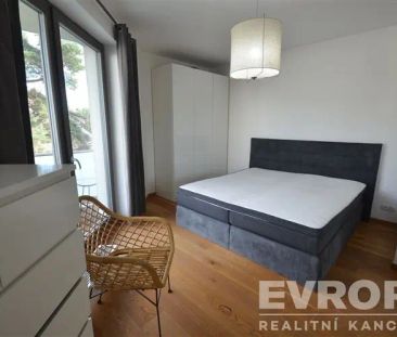 Plně vybavený luxusní byt 3+kk v Kateřinkách se dvěma balkony, skle... - Fotografie 1