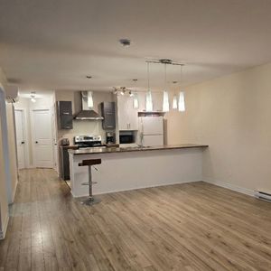 5½ Au Dernier étage - Photo 2