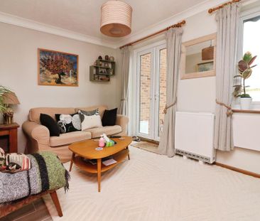 2 bedroom terraced house to rent - Photo 1