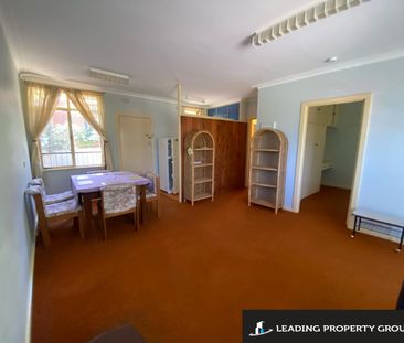 1/476 Schubach Street, East Albury, NSW 2640 - Photo 5