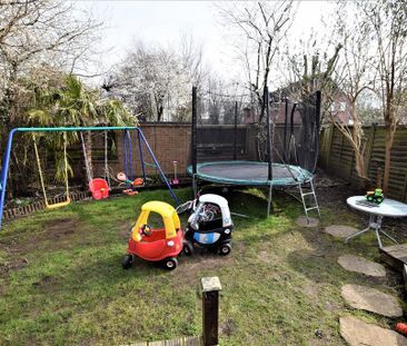 3 bedroom semi-detached house to rent - Photo 6