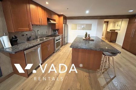 Furnished, Pet Friendly, 1 Bed 1.5 Bath Apartment For Rent - Photo 3