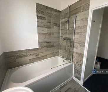 2 bedroom maisonette to rent - Photo 1