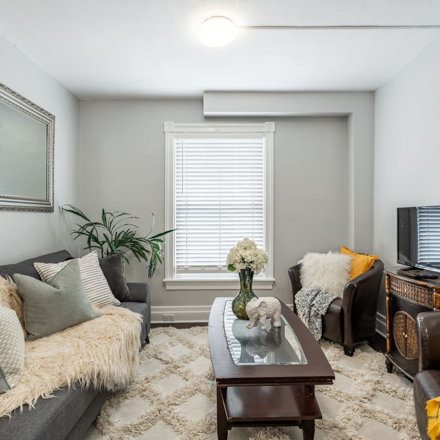 For Lease - 4475 First Avenue, Niagara Falls, Ontario - Photo 1