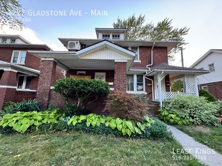 BE THE FIRST TO LIVE IN THIS RENOVATED MAIN FLOOR UNIT IN WALKERVILLE - Photo 5