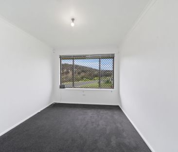 Practical Family Home - Photo 3